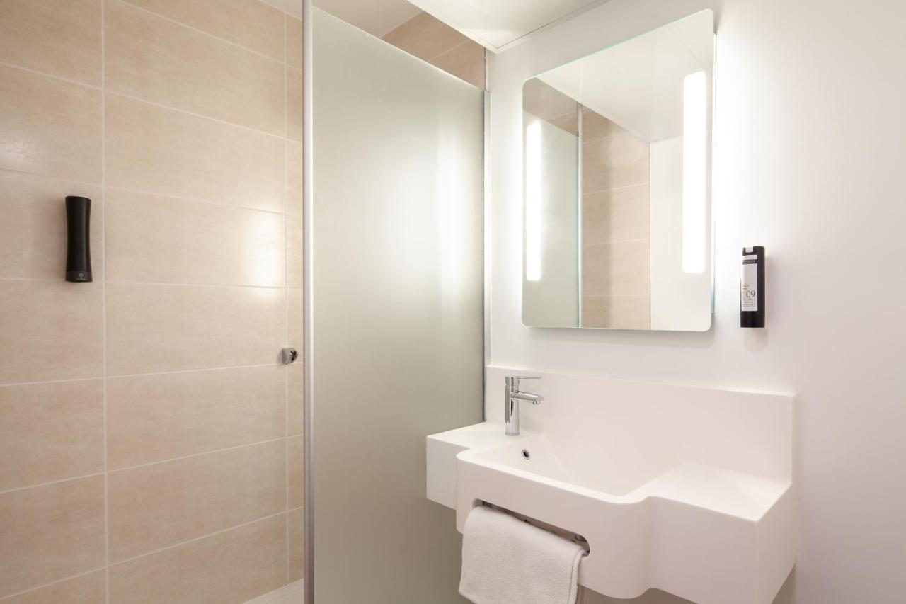 Aeroport Arenas Hotel 3*